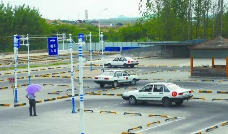 科目二花钱买过是全程指挥吗3
